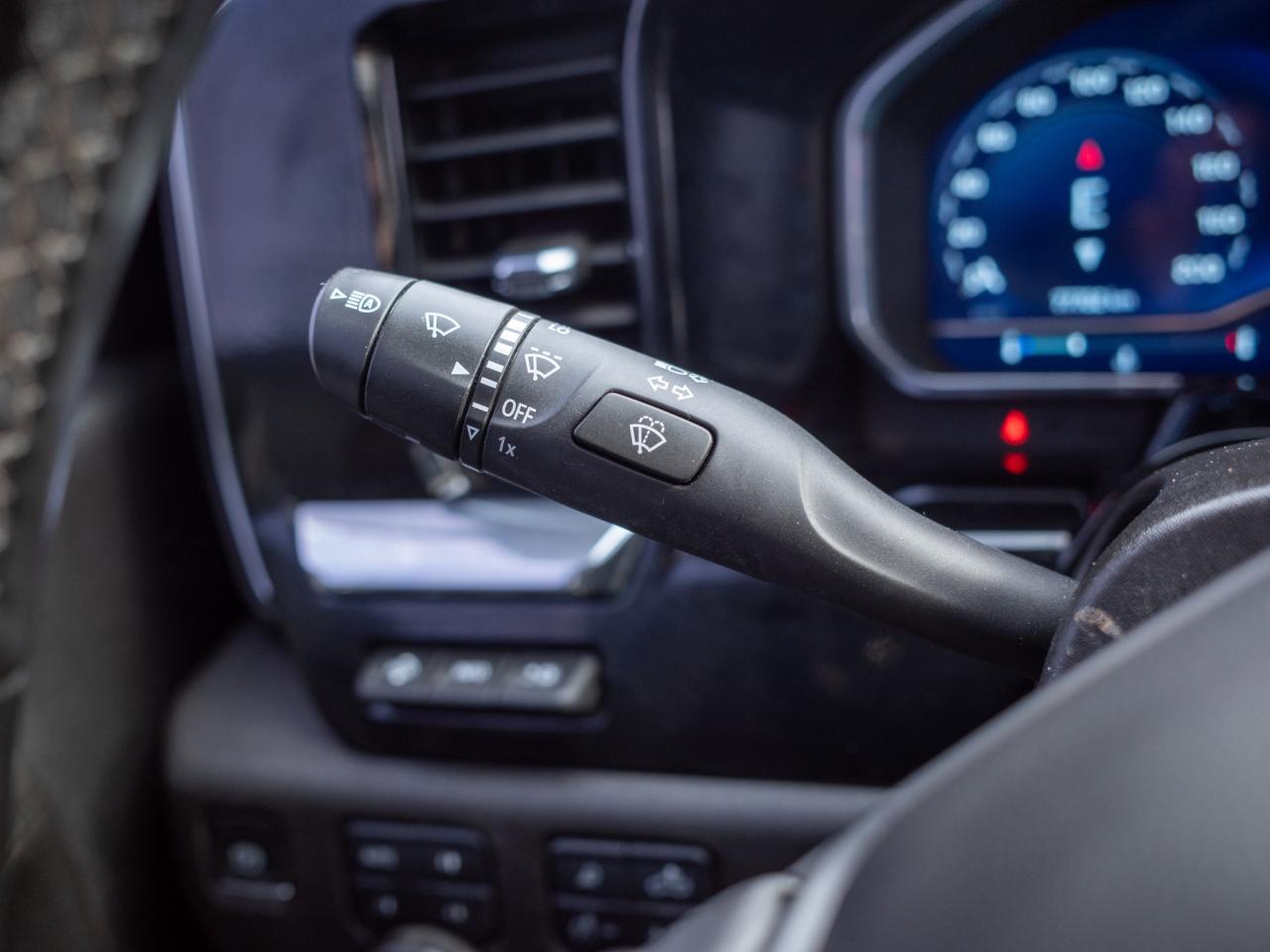 2024 Chevrolet SILVERADO 2500HD High Country - Heated Leather Seats Photo