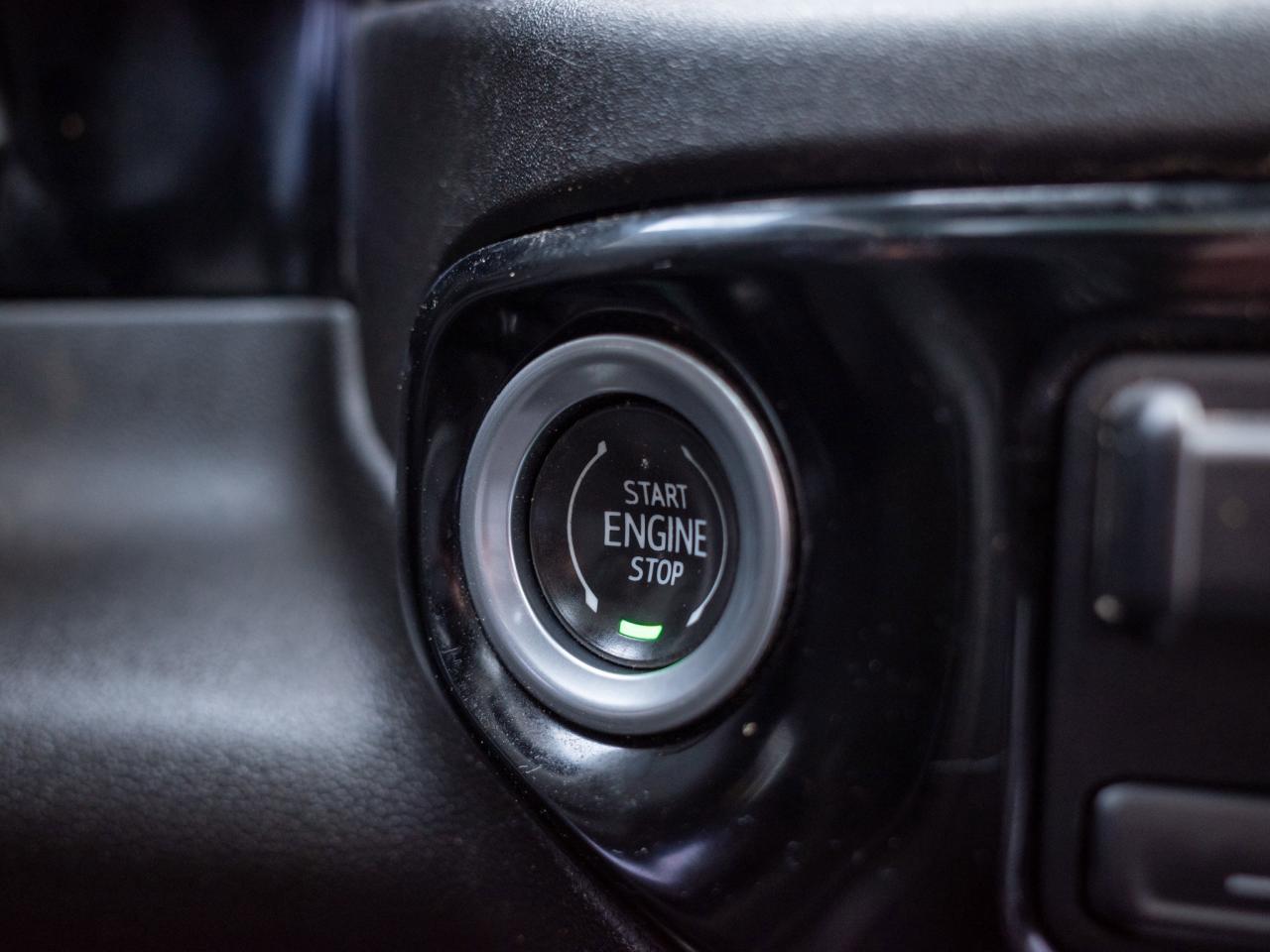 2024 Chevrolet SILVERADO 2500HD High Country - Heated Leather Seats Photo