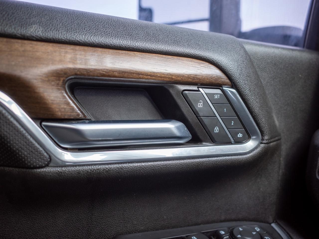 2024 Chevrolet SILVERADO 2500HD High Country - Heated Leather Seats Photo