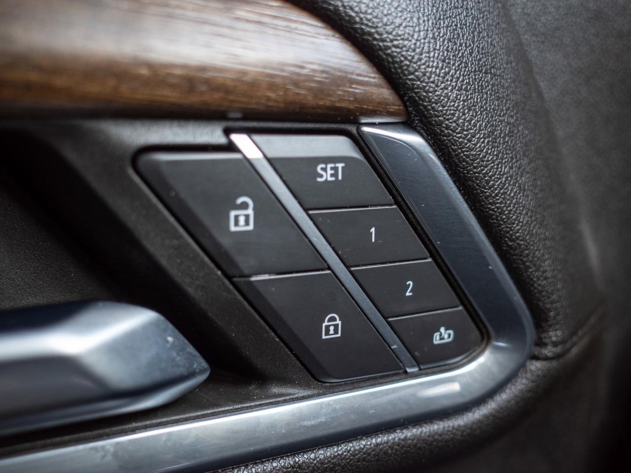 2024 Chevrolet SILVERADO 2500HD High Country - Heated Leather Seats Photo