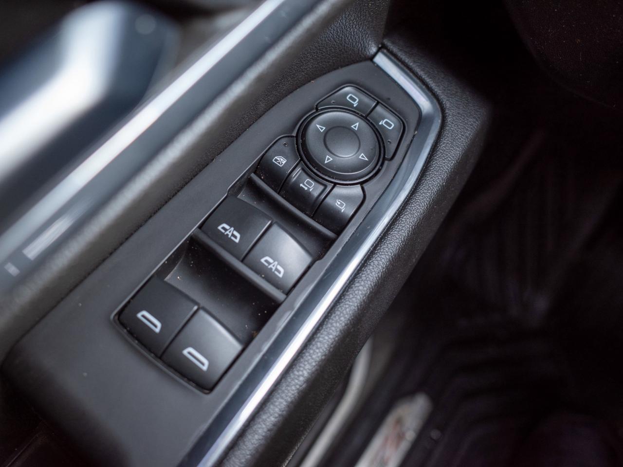 2024 Chevrolet SILVERADO 2500HD High Country - Heated Leather Seats Photo