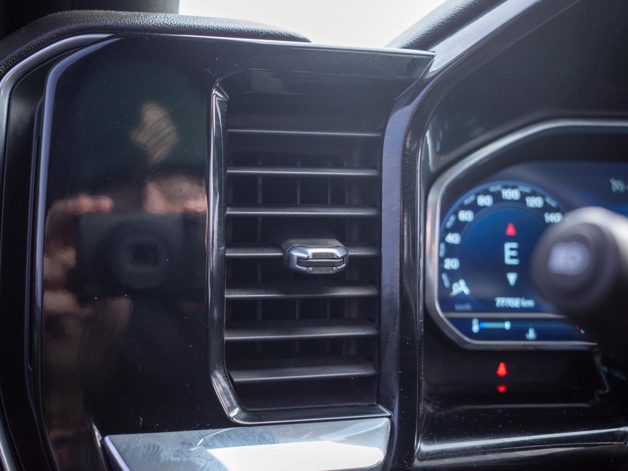 2024 Chevrolet SILVERADO 2500HD High Country - Heated Leather Seats Photo