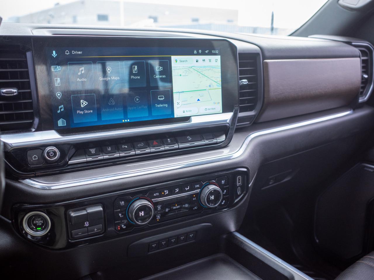 2024 Chevrolet SILVERADO 2500HD High Country - Heated Leather Seats Photo