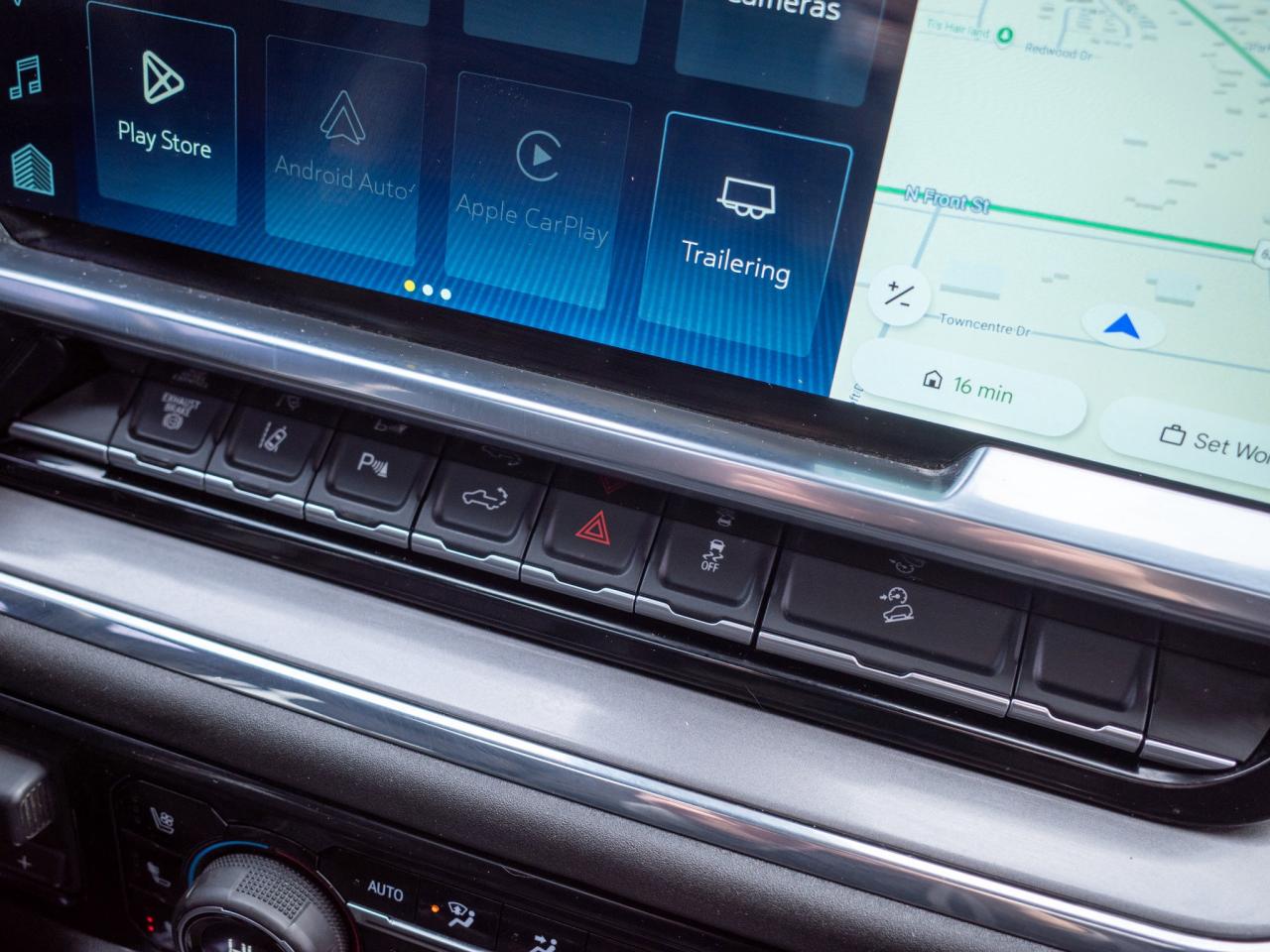 2024 Chevrolet SILVERADO 2500HD High Country - Heated Leather Seats Photo