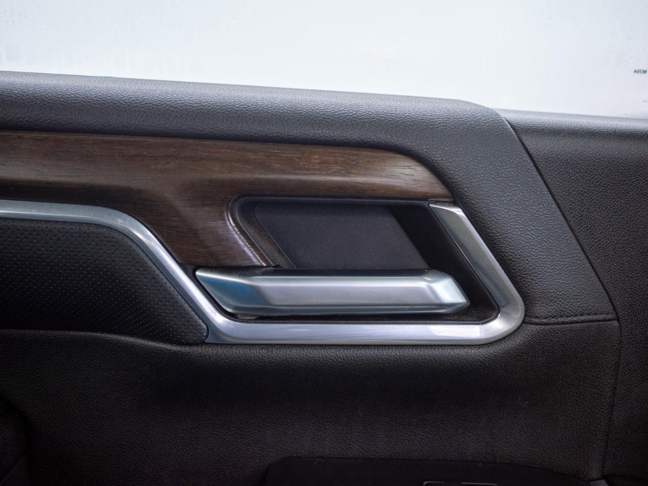 2024 Chevrolet SILVERADO 2500HD High Country - Heated Leather Seats Photo