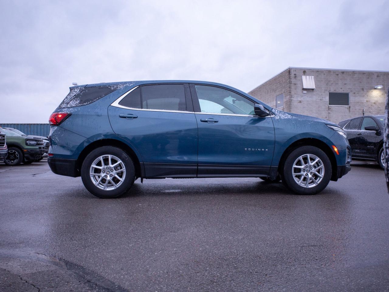 2024 Chevrolet Equinox LT - Rear Defrost Blind Spot Monitor Photo