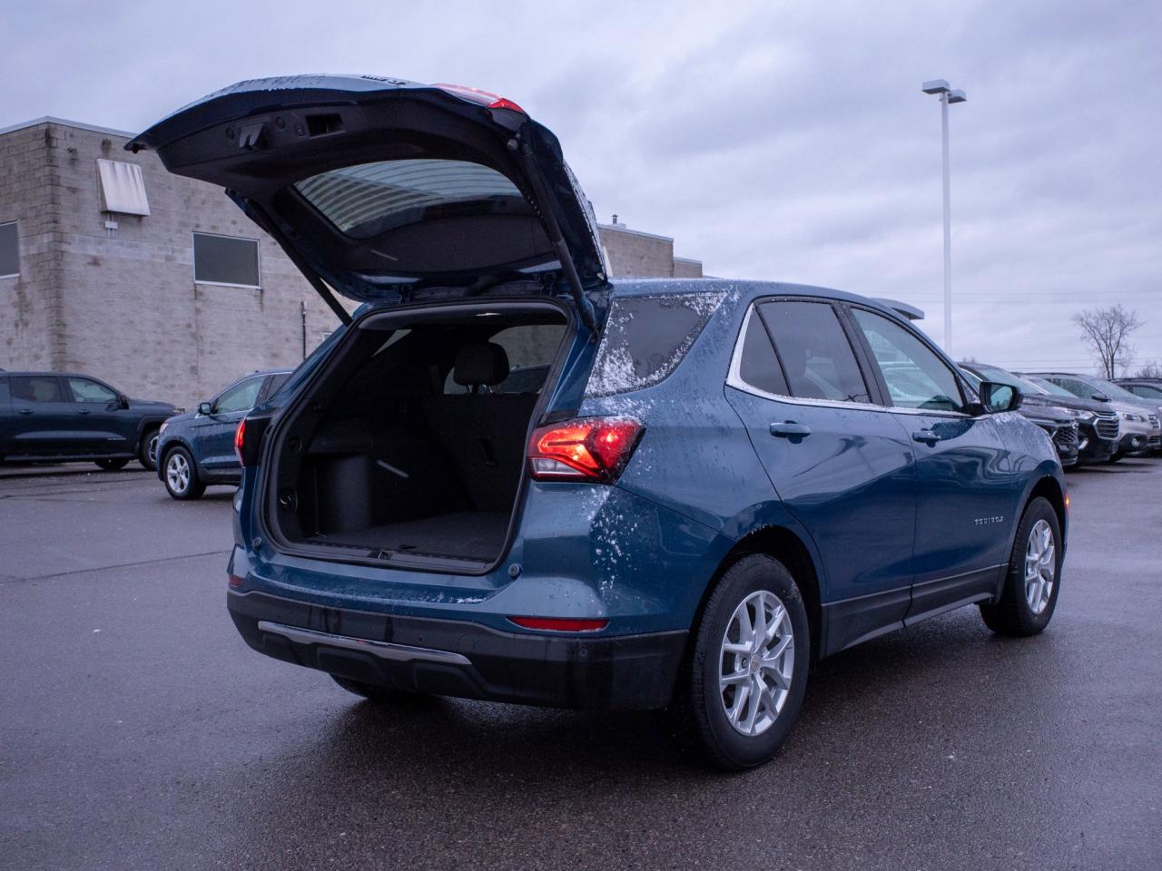 2024 Chevrolet Equinox LT - Rear Defrost Blind Spot Monitor Photo