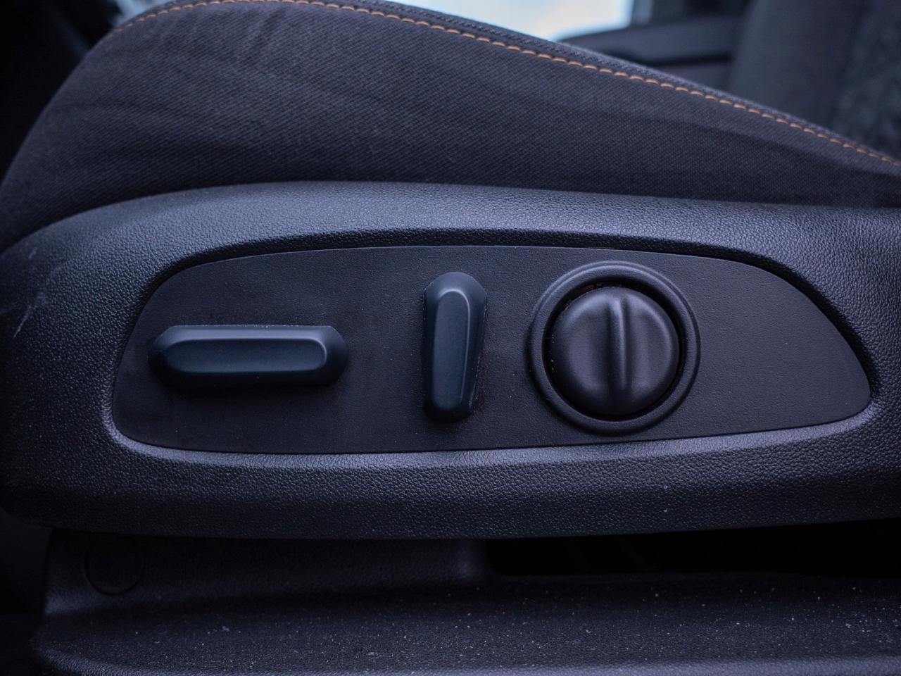 2024 Chevrolet Equinox LT - Rear Defrost   Blind Spot Monitor Photo