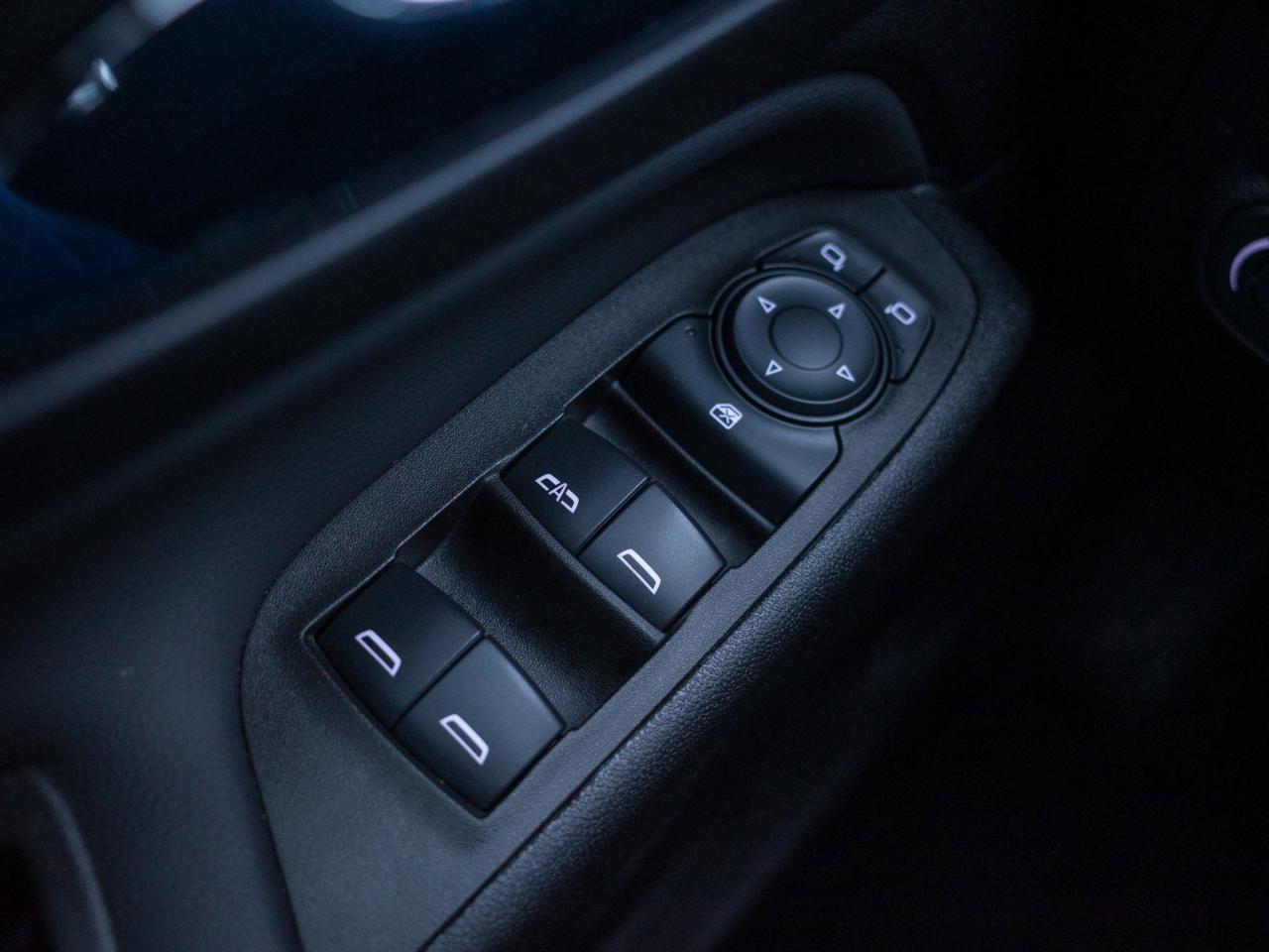 2024 Chevrolet Equinox LT - Rear Defrost Blind Spot Monitor Photo