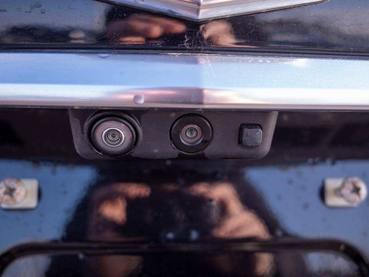 2021 Cadillac XT5 AWD Sport - Rain Sensing Wipers Photo