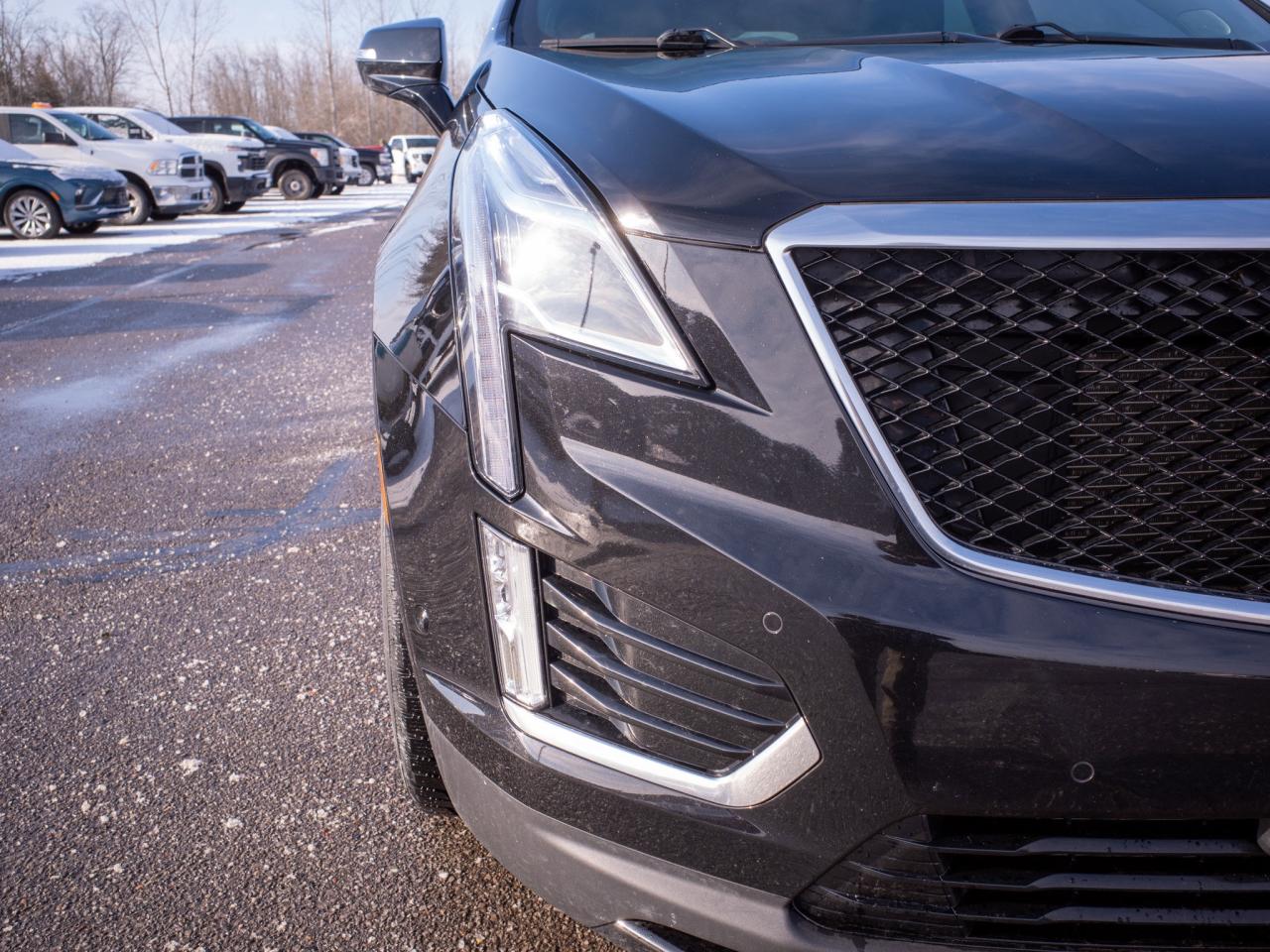2021 Cadillac XT5 AWD Sport - Rain Sensing Wipers Photo