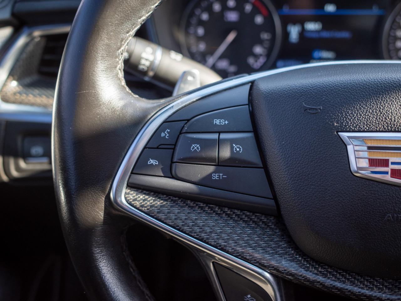 2021 Cadillac XT5 AWD Sport - Rain Sensing Wipers Photo