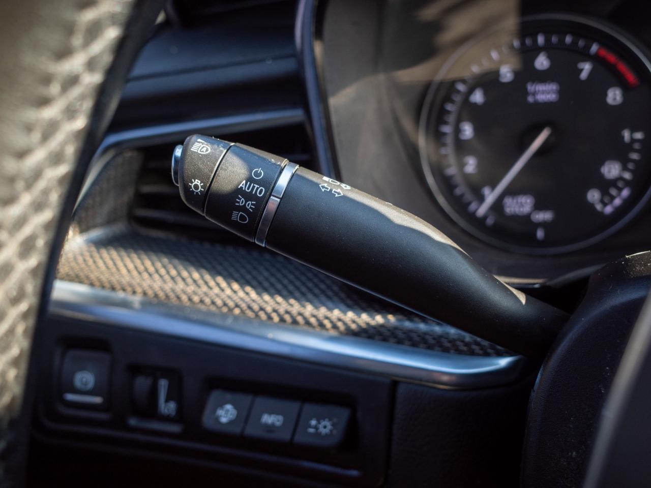 2021 Cadillac XT5 AWD Sport - Rain Sensing Wipers Photo