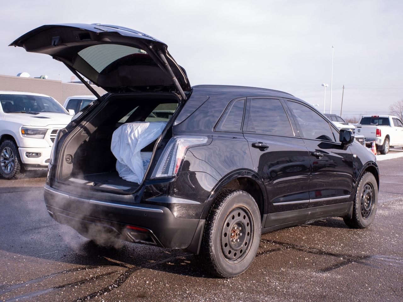 2021 Cadillac XT5 AWD Sport - Rain Sensing Wipers Photo