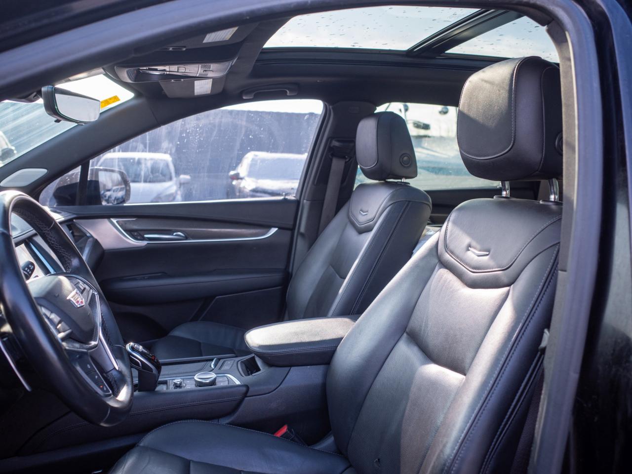 2021 Cadillac XT5 AWD Sport - Rain Sensing Wipers Photo