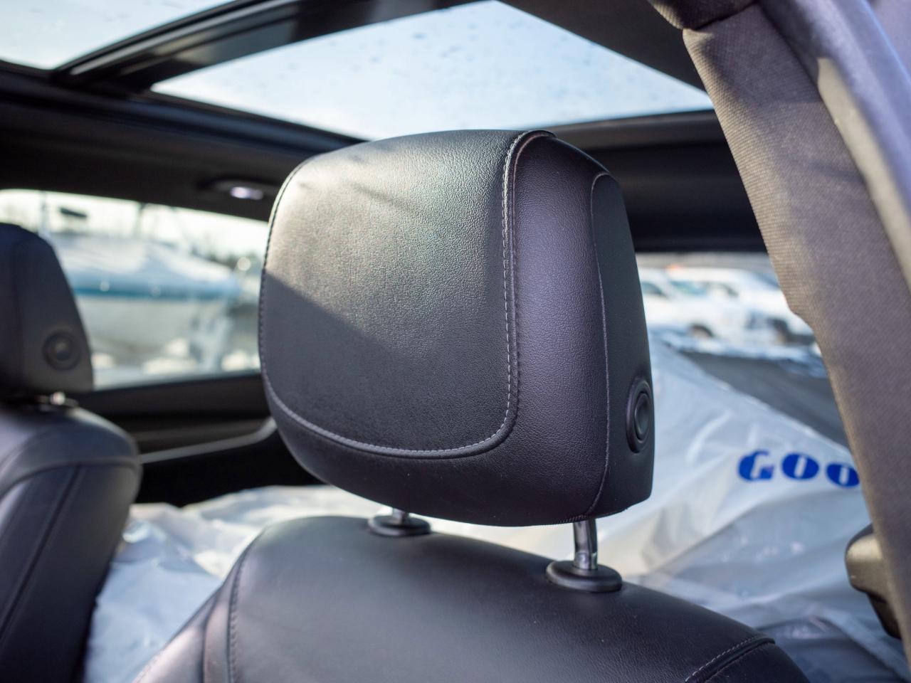 2021 Cadillac XT5 AWD Sport - Rain Sensing Wipers Photo