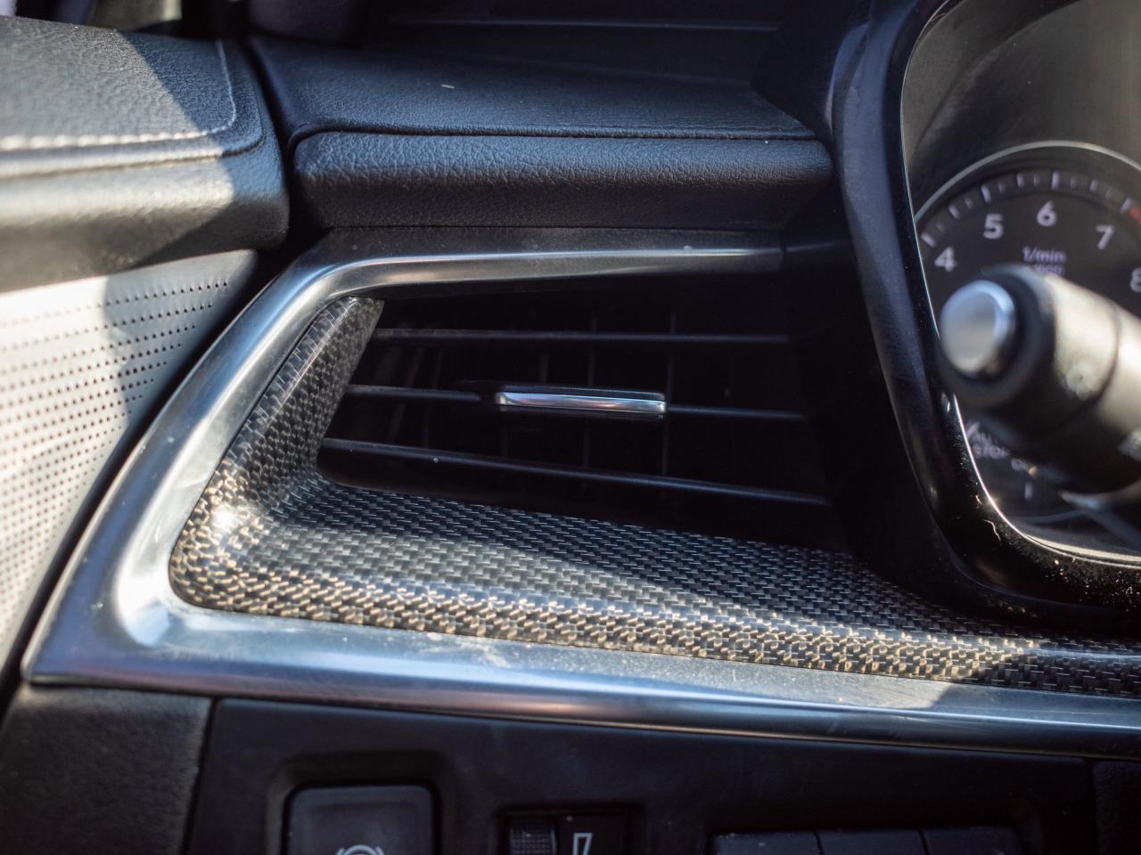 2021 Cadillac XT5 AWD Sport - Rain Sensing Wipers Photo