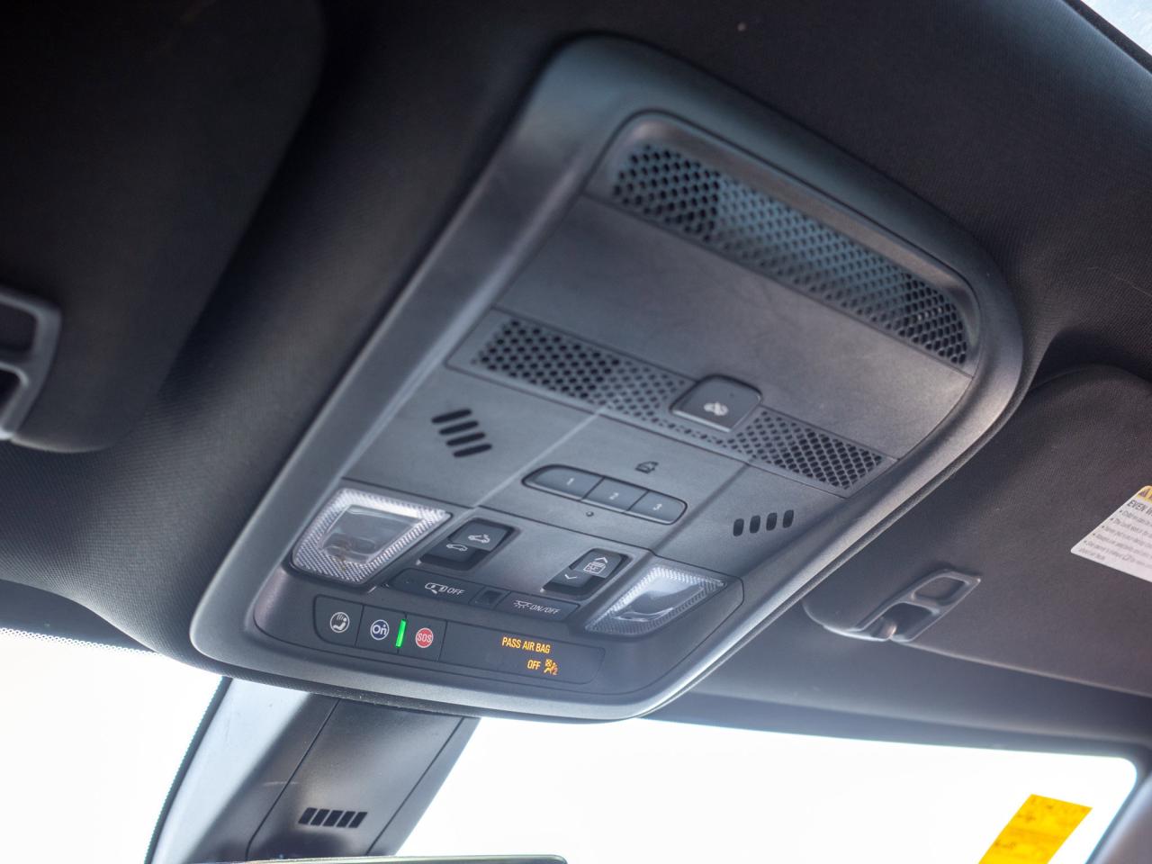 2021 Cadillac XT5 AWD Sport - Rain Sensing Wipers Photo