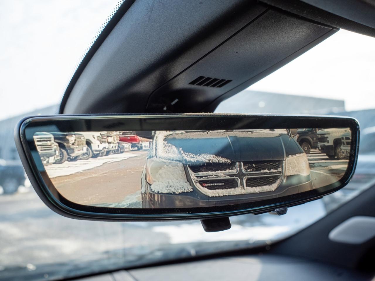 2021 Cadillac XT5 AWD Sport - Rain Sensing Wipers Photo