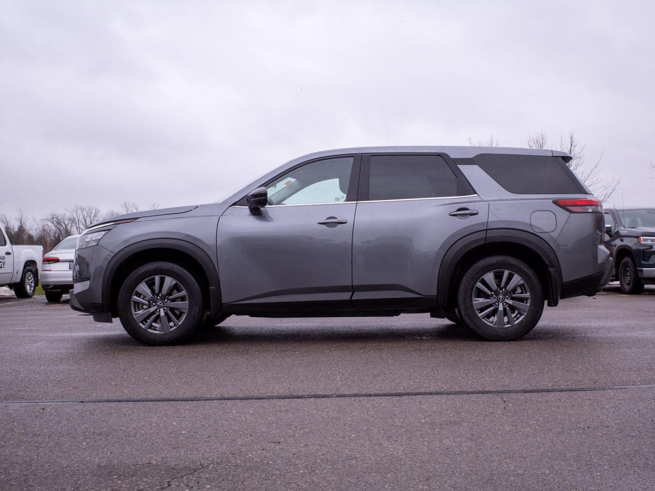 2024 Nissan Pathfinder S - Multi-Zone A/C Keyless Start Photo4