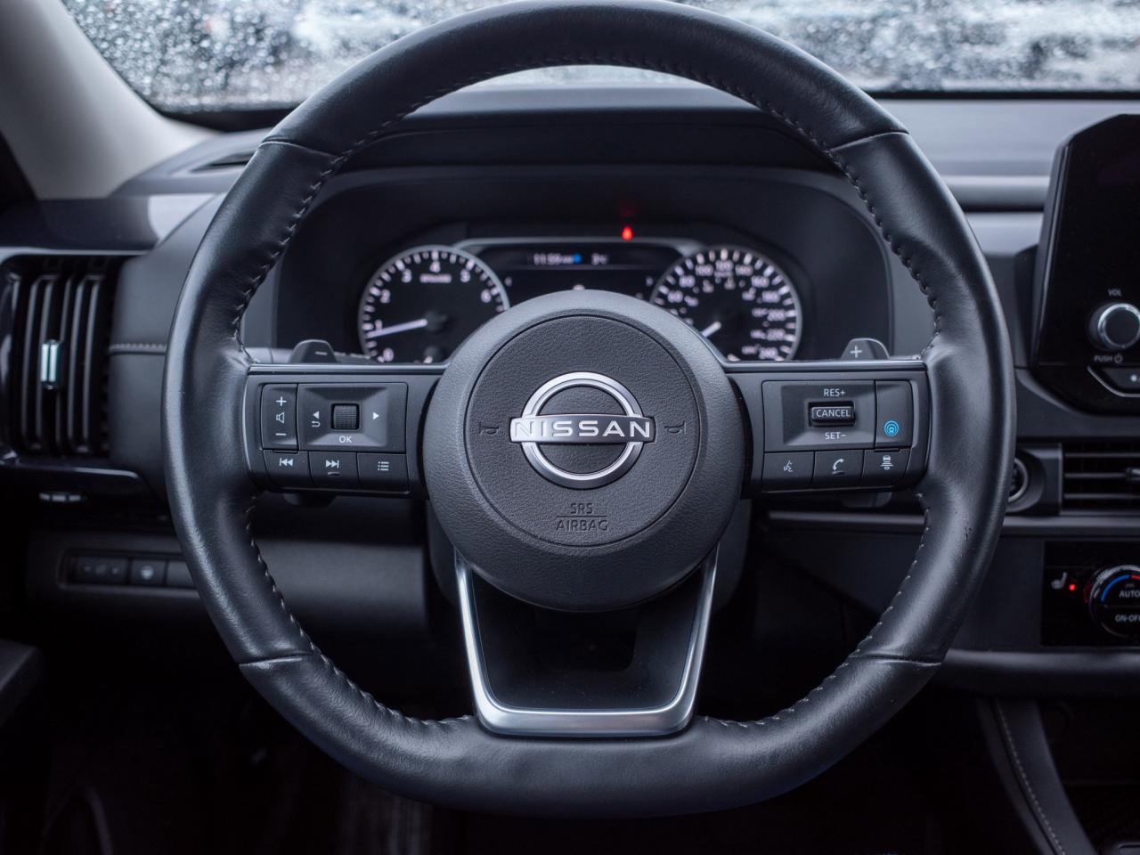 2024 Nissan Pathfinder S - Multi-Zone A/C Keyless Start Photo