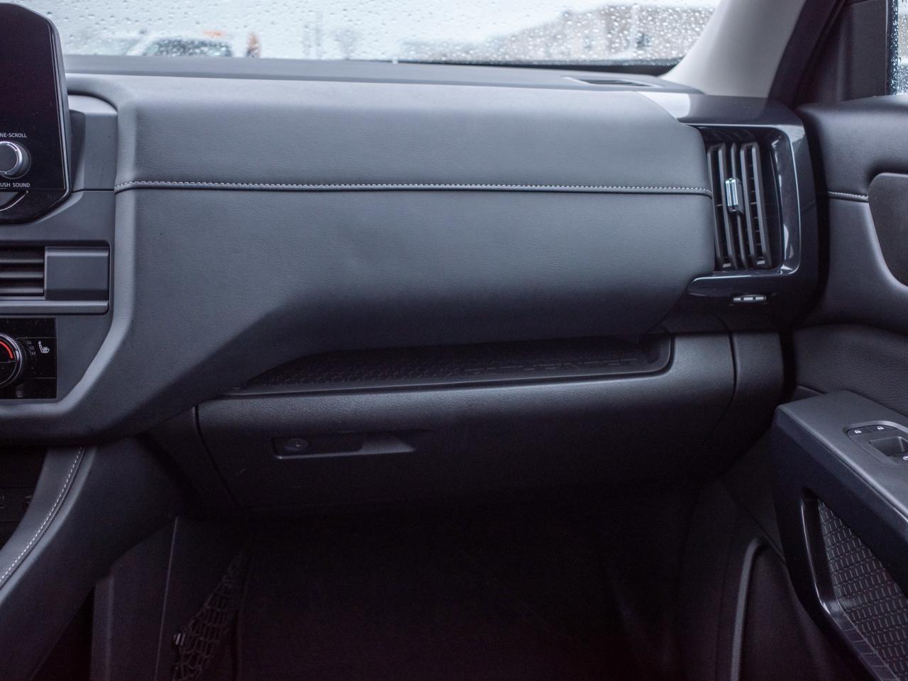 2024 Nissan Pathfinder S - Multi-Zone A/C Keyless Start Photo