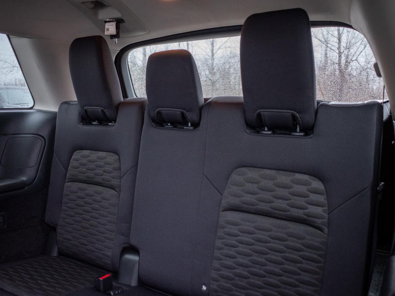 2024 Nissan Pathfinder S - Multi-Zone A/C Keyless Start Photo