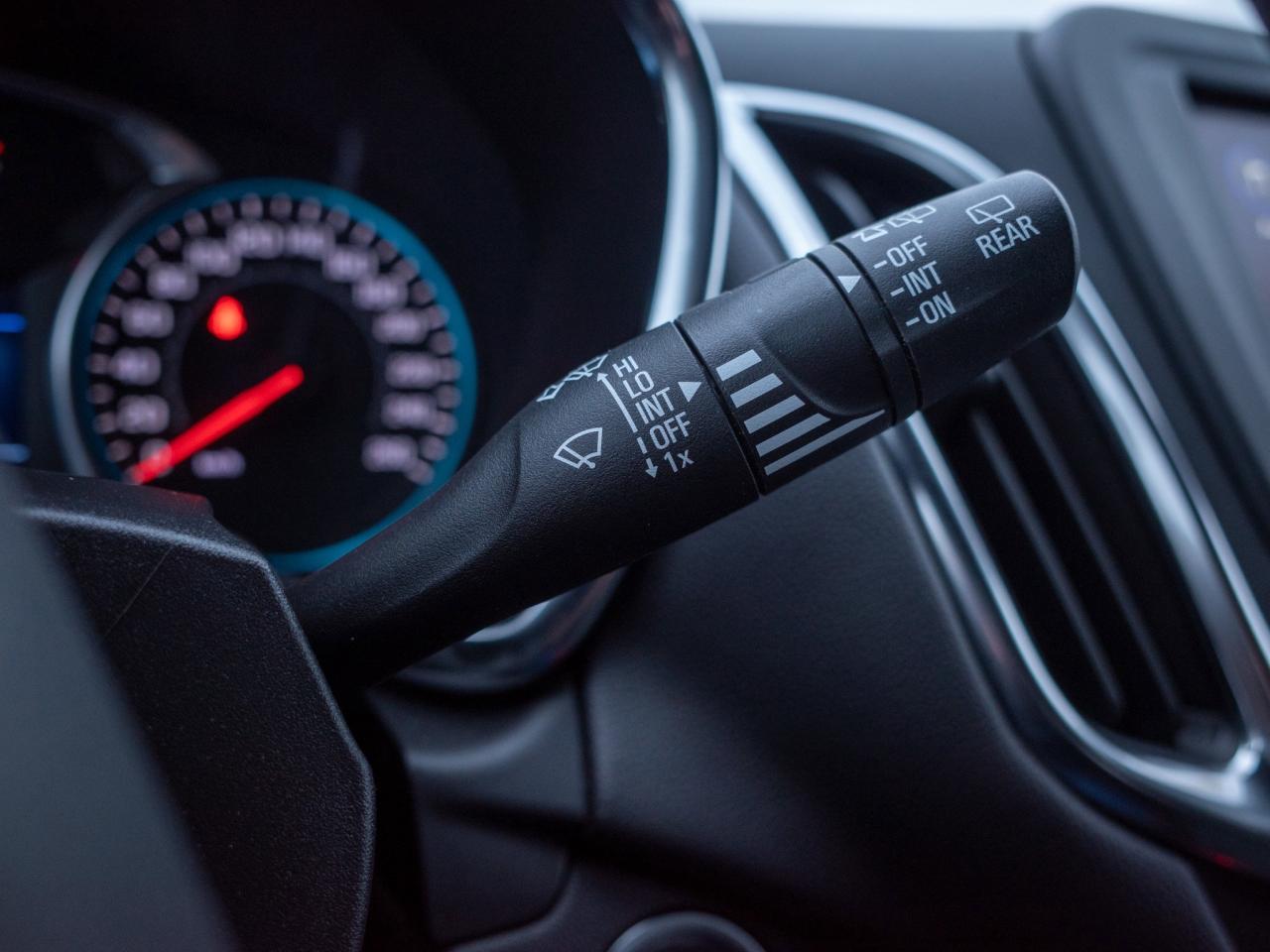 2024 Chevrolet Equinox LT - WiFi Hotspot Heated Seats Photo