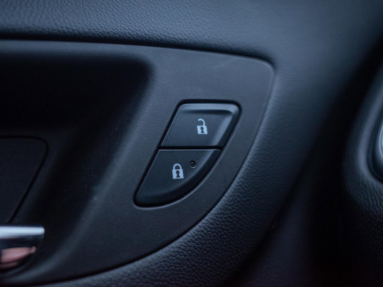 2024 Chevrolet Equinox LT - WiFi Hotspot Heated Seats Photo