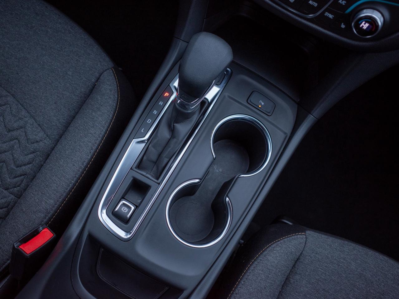 2024 Chevrolet Equinox LT - WiFi Hotspot Heated Seats Photo