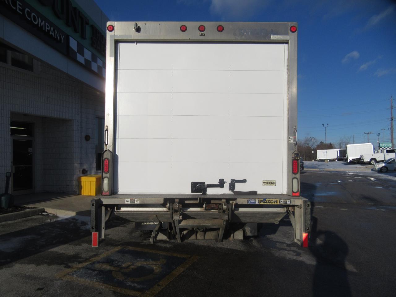 2022 Ford F-550 DIESEL 17FT HIGH BOX POWER LIFTGATE Photo