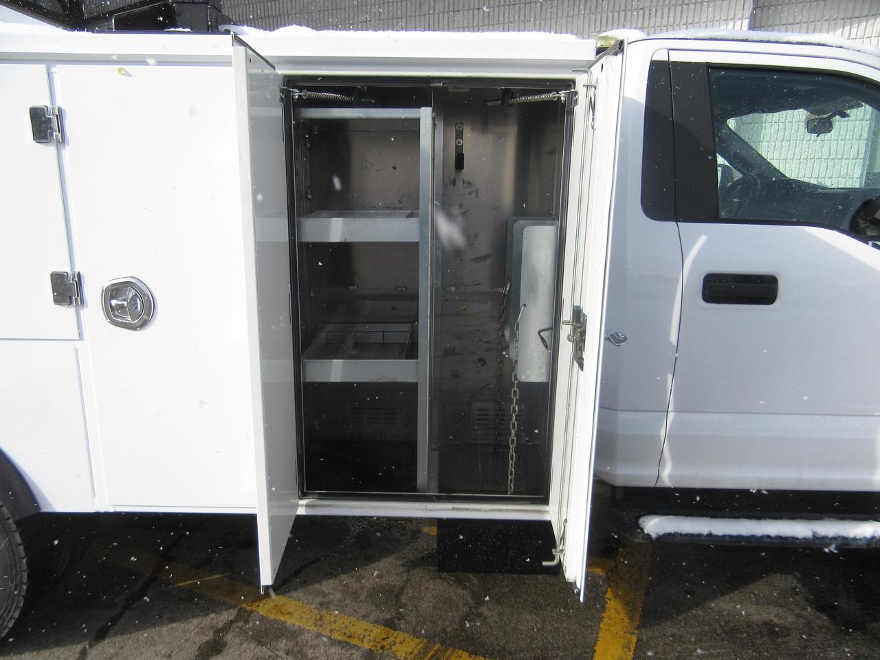 2019 Ford F-550 4X4 DIESEL SERVICE BODY WITH STELLAR CRANE Photo