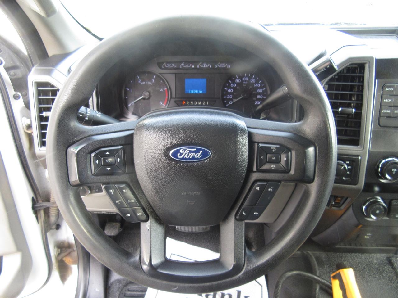 2019 Ford F-550 4X4 DIESEL SERVICE BODY WITH STELLAR CRANE Photo