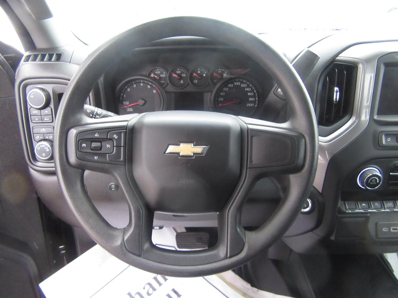 2024 Chevrolet 1500 1500 SILVERADO CREW CAB 4X4 /  6.6 FT  BOX Photo