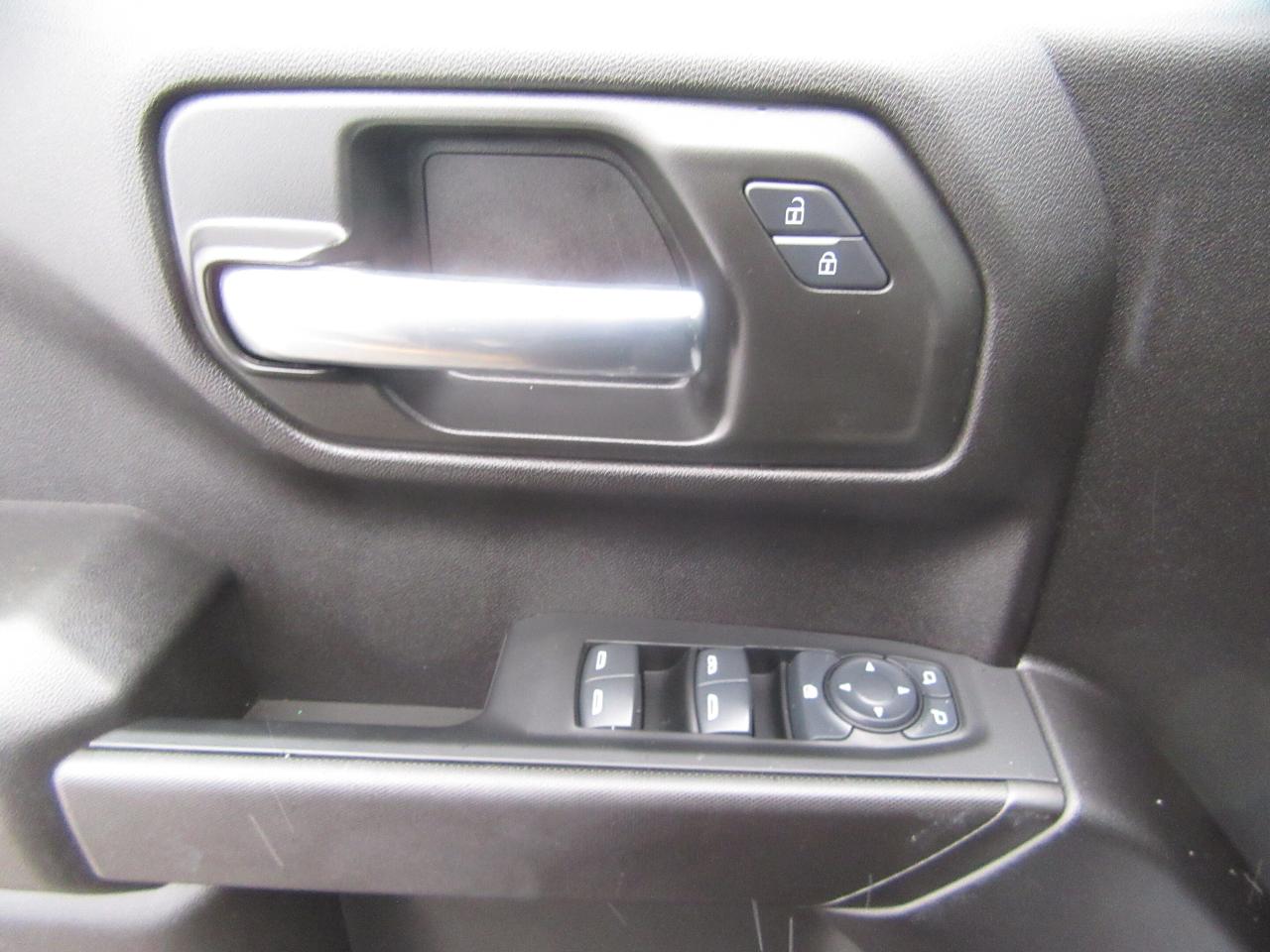 2024 Chevrolet 1500 1500 SILVERADO CREW CAB 4X4 Photo