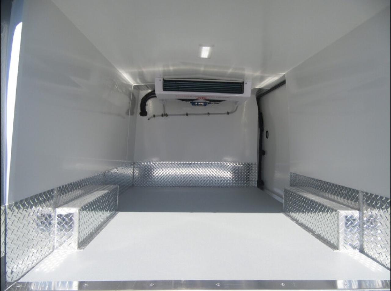 2024 Ford Transit T-250 ALL WHEEL DRIVE NEW LOW TEMP REEFER SYSTEM Photo