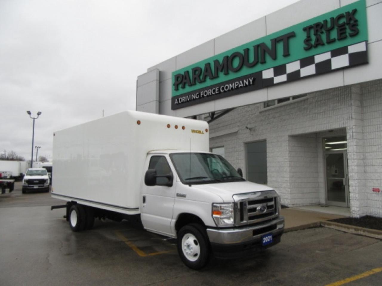 2021 Ford E-450 GAS 16 FT CUBE VAN WITH ROLLOUT RAMP Photo0