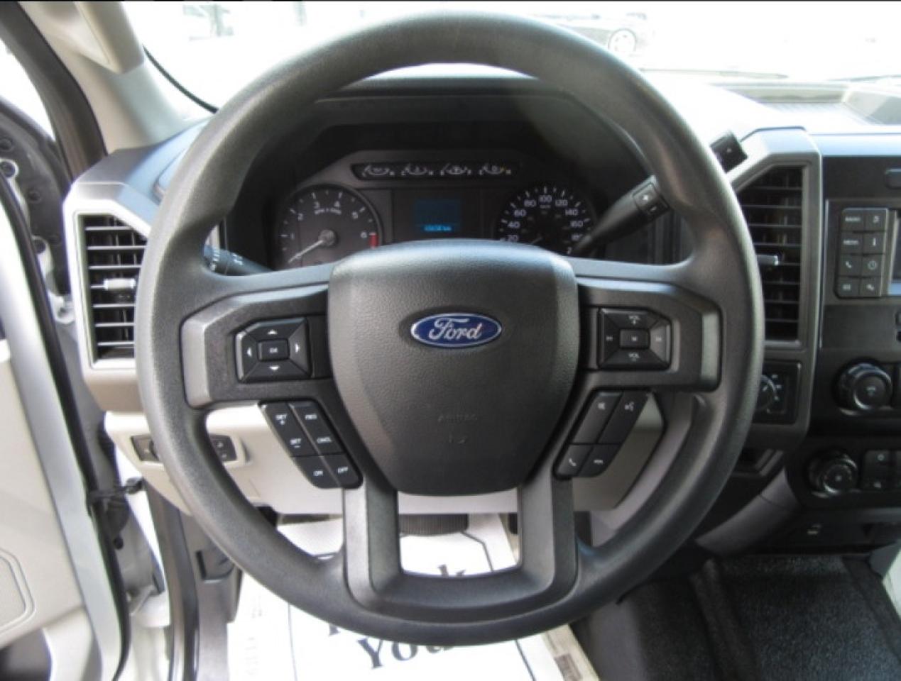 2022 Ford F-250 GAS 4X4 CREW CAB WITH 8 FT LONG BOX Photo