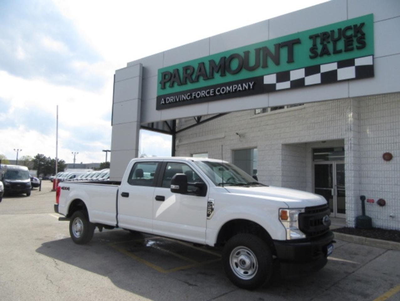 2022 Ford F-250 GAS 4X4 CREW CAB WITH 8 FT LONG BOX Photo