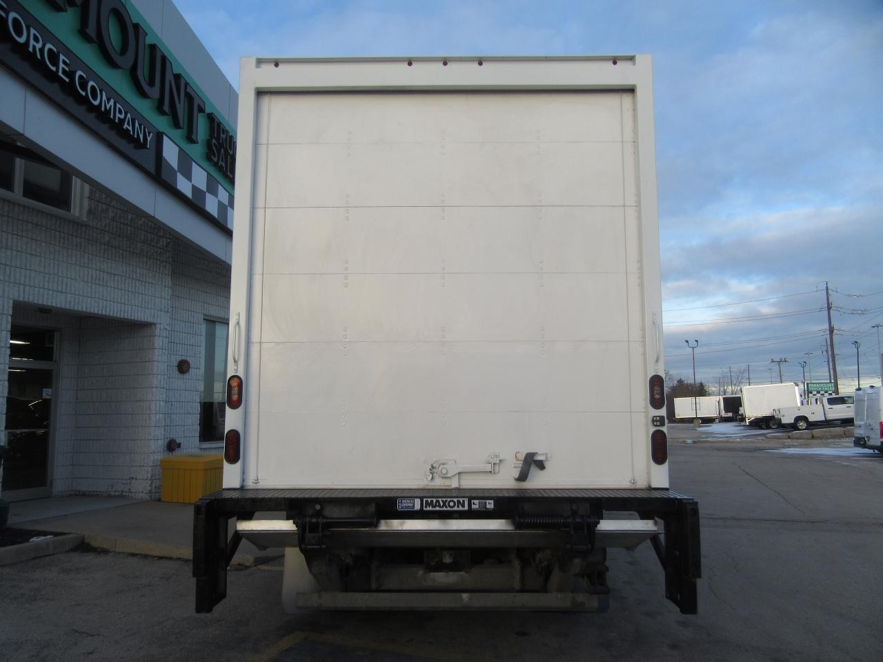 2020 Hino 195 Commercial DIESEL 16FT HIGH & WIDE BOX POWER LIFTGATE Photo