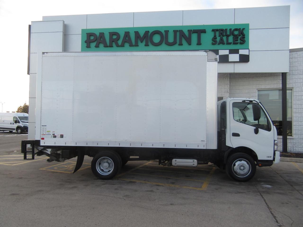 2020 Hino 195 Commercial DIESEL 16FT HIGH & WIDE BOX POWER LIFTGATE Photo