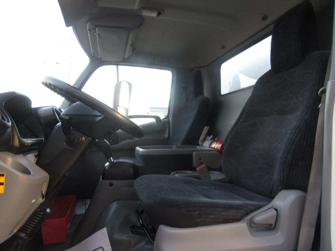 2020 Hino 195 Commercial DIESEL 16FT HIGH & WIDE BOX POWER LIFTGATE Photo