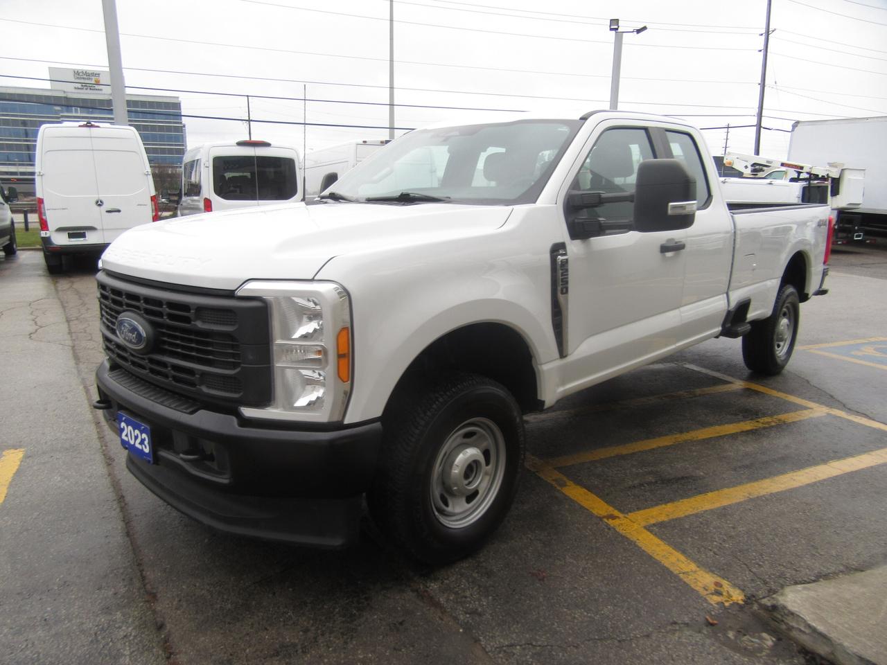 2023 Ford F-250 4X4 EXT CAB 8FT LONG BOX Photo4