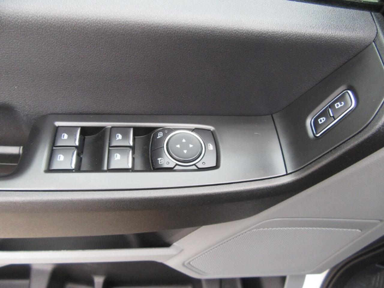 2024 Ford F-250 CREW CAB 4X4 8FT LONG BOX Photo