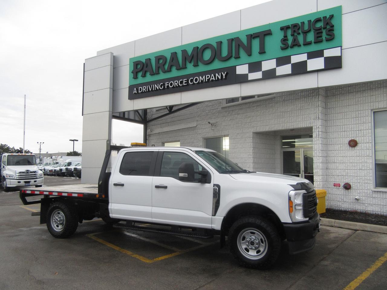 2023 Ford F-350 4X4 CREW CAB 9FT FLAT DECK Photo0