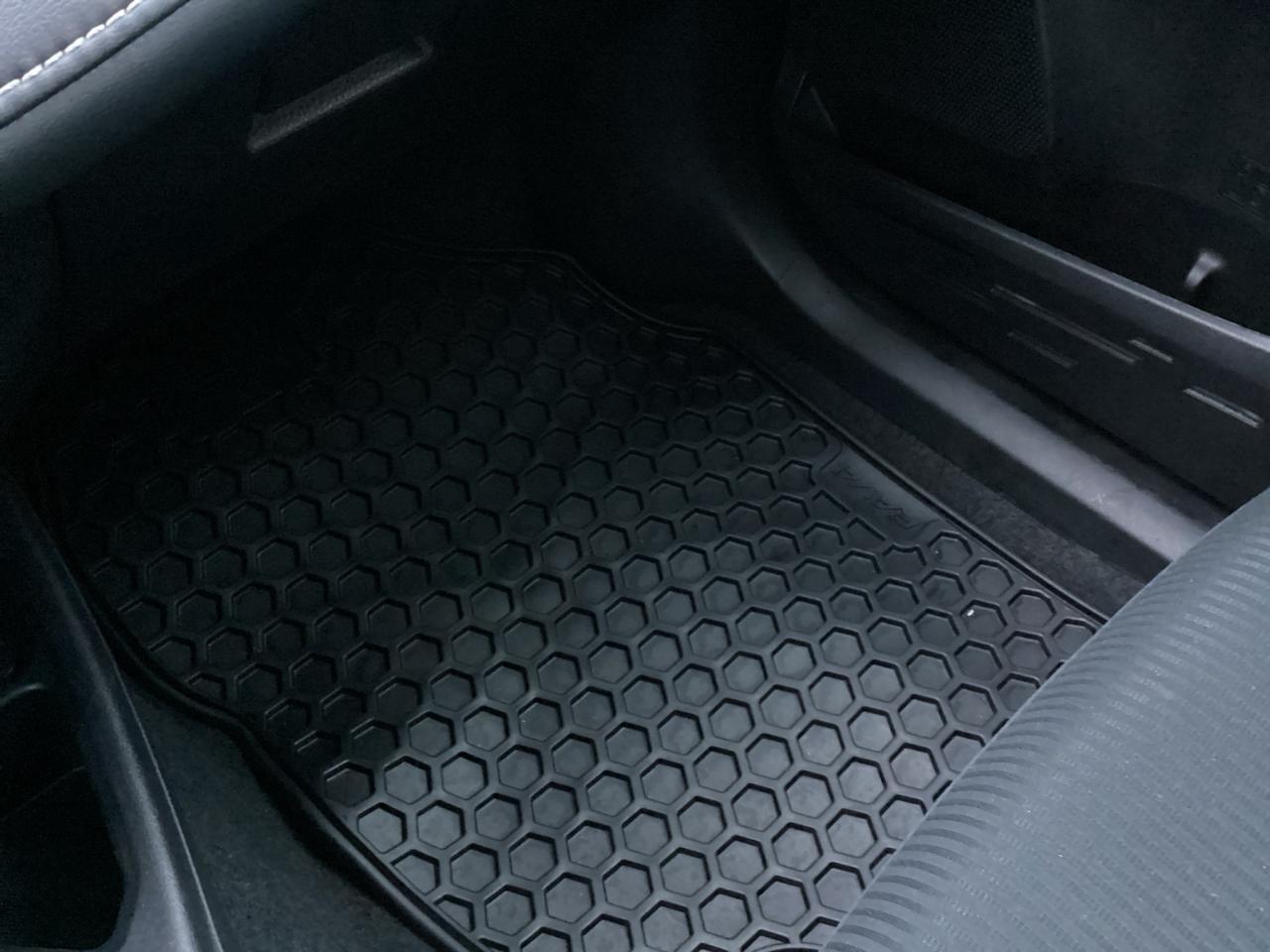 2015 Toyota RAV4 FWD 4dr XLE **AS IS** Photo3