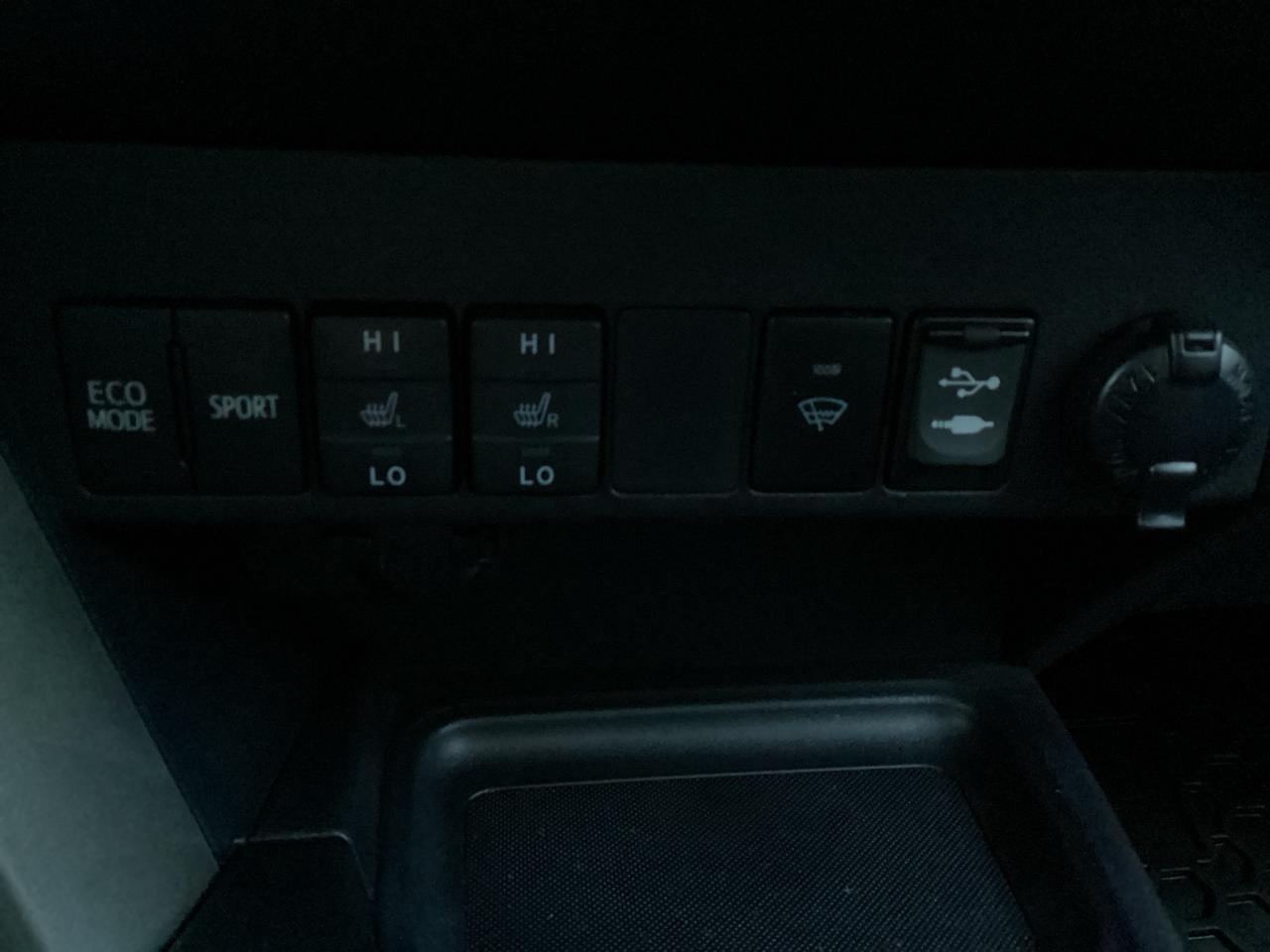 2015 Toyota RAV4 FWD 4dr XLE **AS IS** Photo