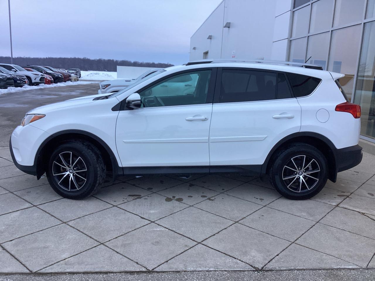 2015 Toyota RAV4 FWD 4dr XLE **AS IS** Photo