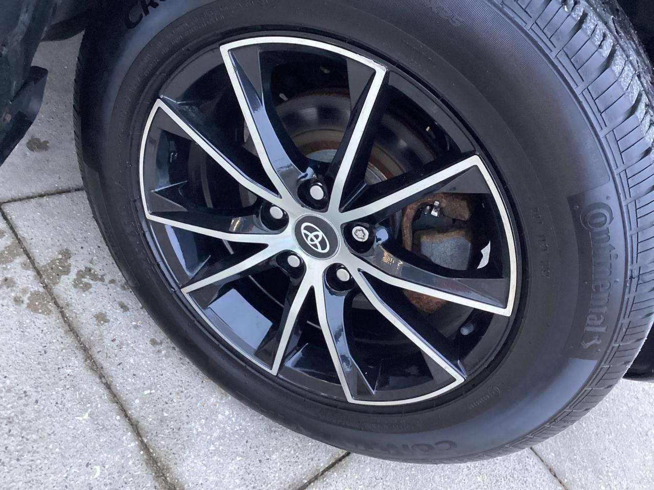 2015 Toyota RAV4 FWD 4dr XLE **AS IS** Photo