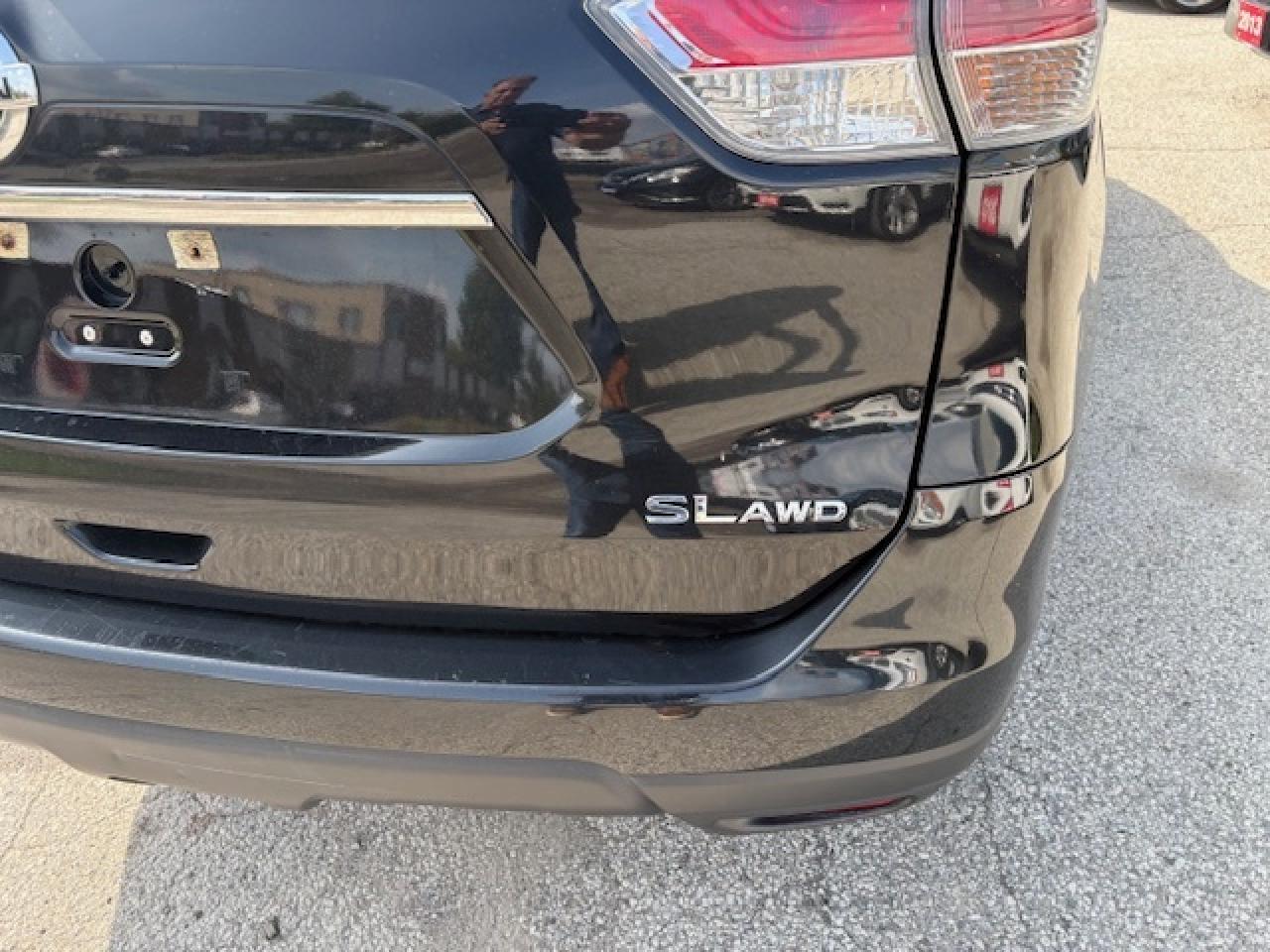 2016 Nissan Rogue AWD 4dr SL LOADED Photo